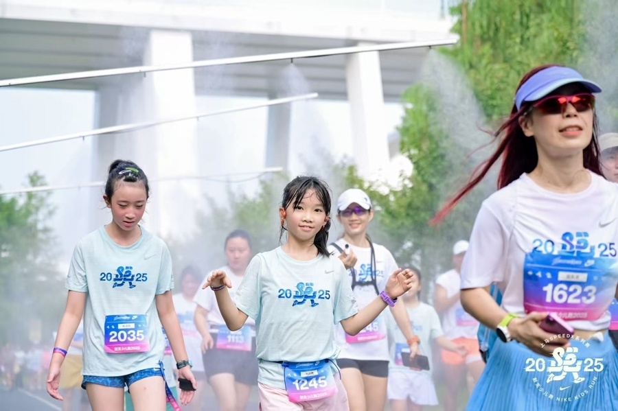 src, src, 耐克以