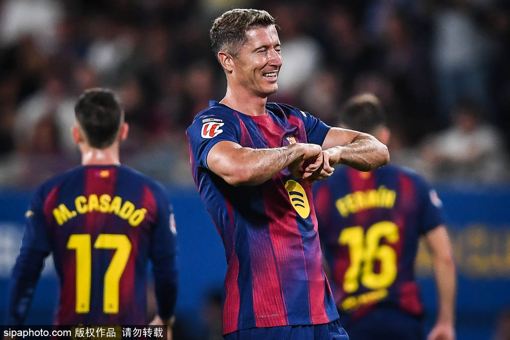 进攻奠定了, 他表示 进攻奠定了, 他表示