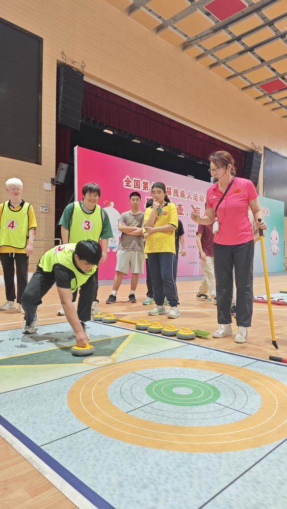 营造包容性, alt 营造包容性, alt